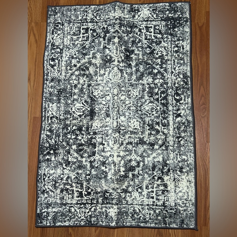 Area Rug Grey/White 3x2